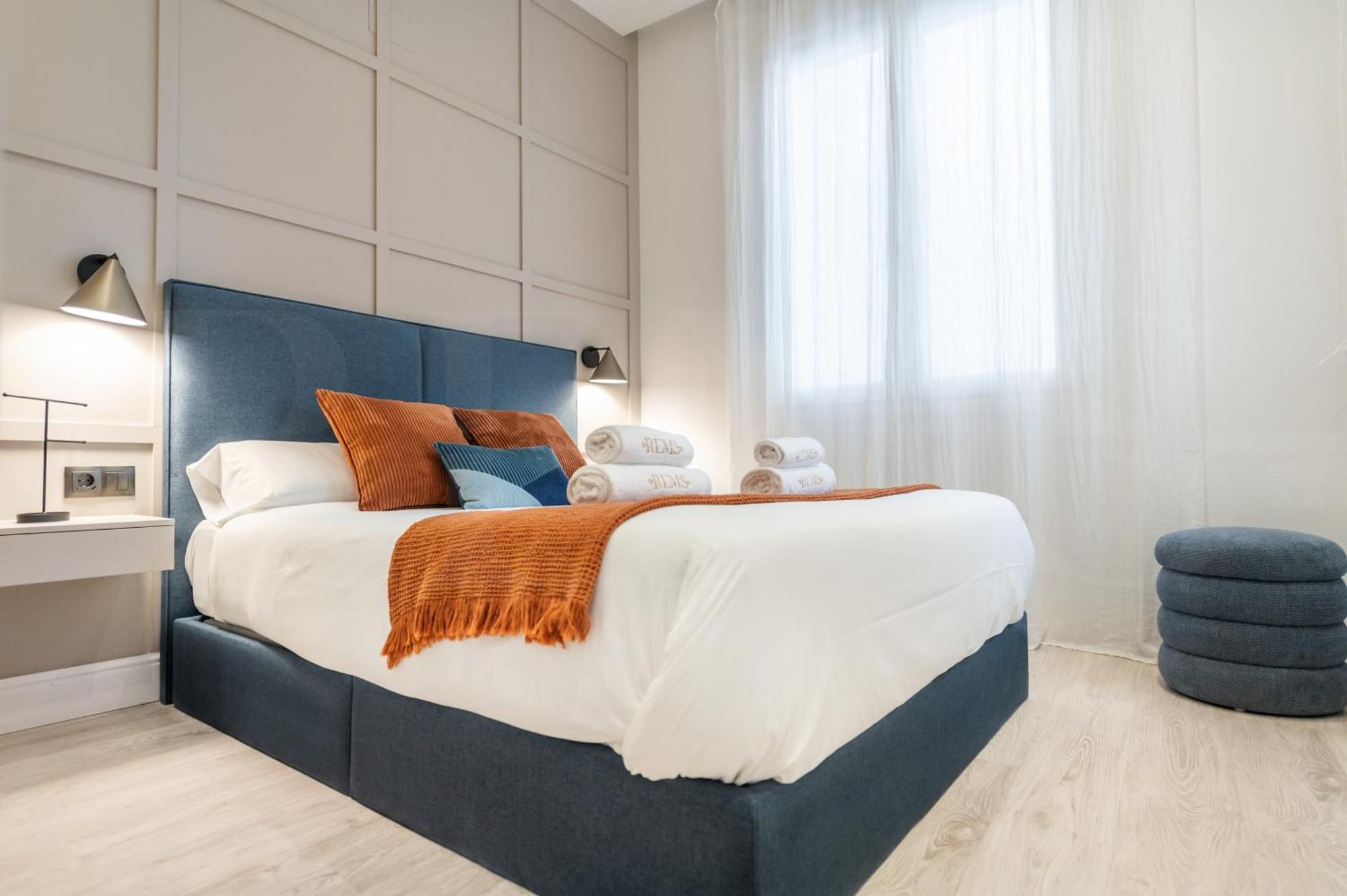 Modern & Stylish 3br In The Heart Of By Rems * Malaga